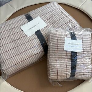 Schoolhouse twin quilt and standard sham